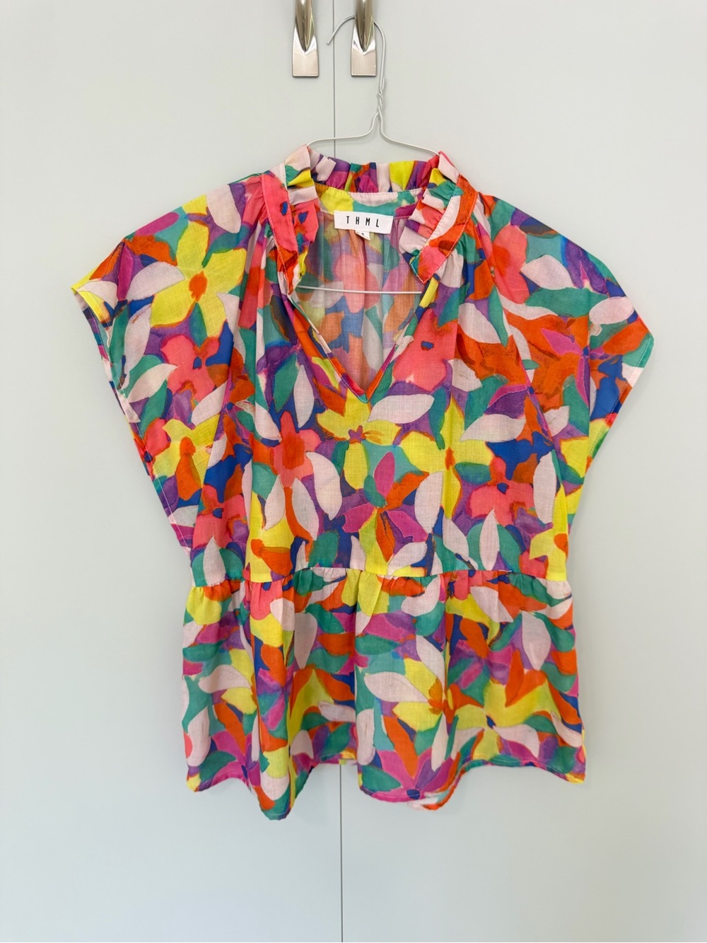 THML Ruffle Sleeve Colorful Floral Print V-neck Top FTM2691